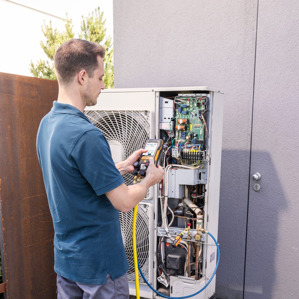 Building a skilled and active heat pump workforce
